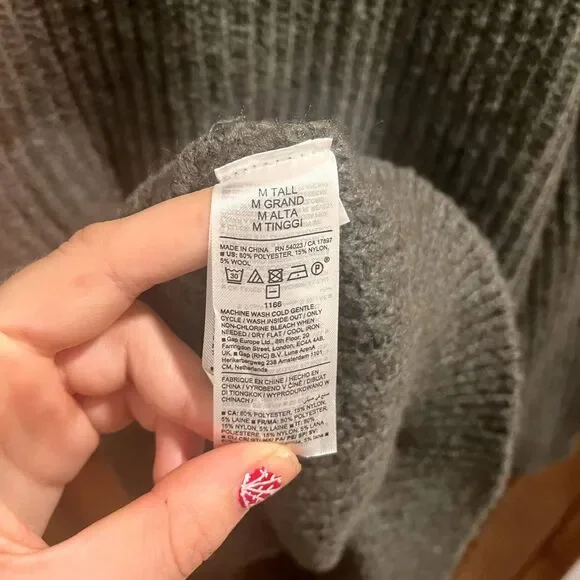 Old Navy Chunky Cable Knit Sweater Tunic Length Green Minimalist Neutral M Tall - Picture 7 of 7